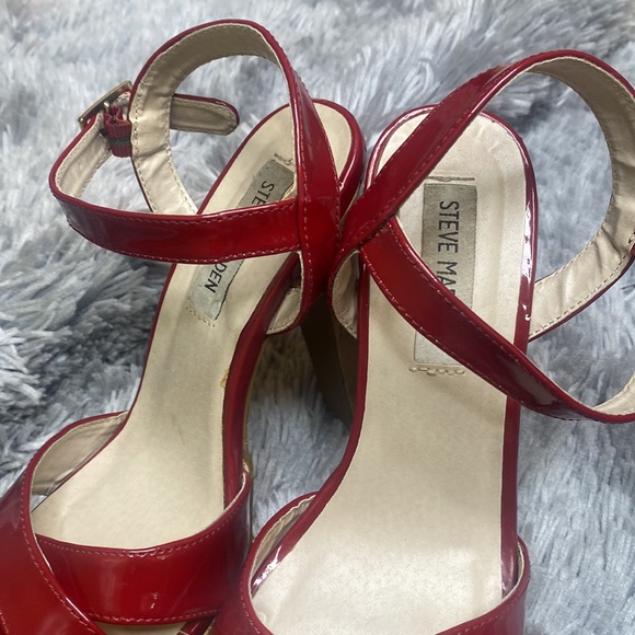 Steve Madden Roxann Red Cork Heel Platform Sandals Size 8.5 Excellent Condition - Picture 8 of 10